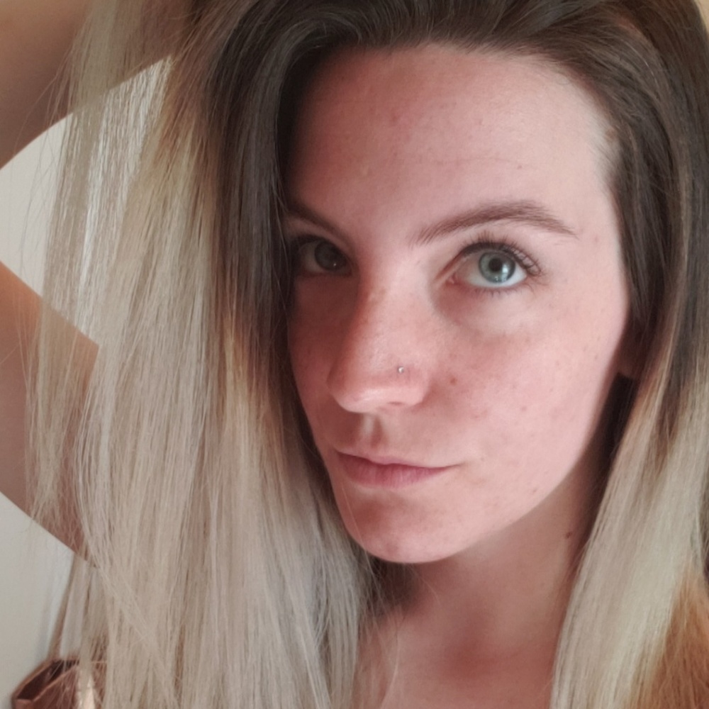 Meet your Posher, Melissa